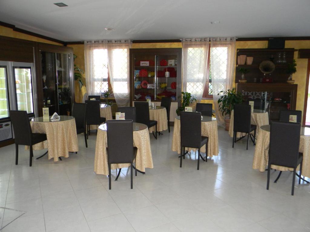 Hotel Mi.Ro. Casalnuovo Di Napoli Εξωτερικό φωτογραφία