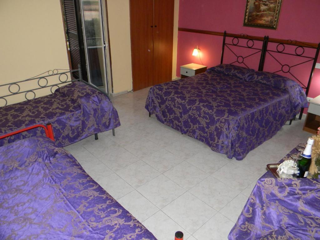 Hotel Mi.Ro. Casalnuovo Di Napoli Δωμάτιο φωτογραφία